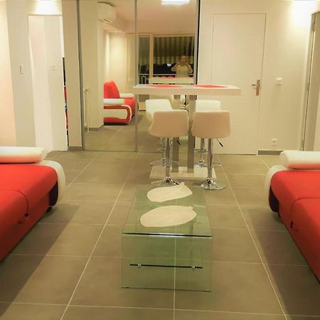 Superbe 3P 2Chambres, 2Terrasses Cannes Centre-Ville, 4 Min A Pied De La Croisette Sas-Meredith Loc Exteriér fotografie