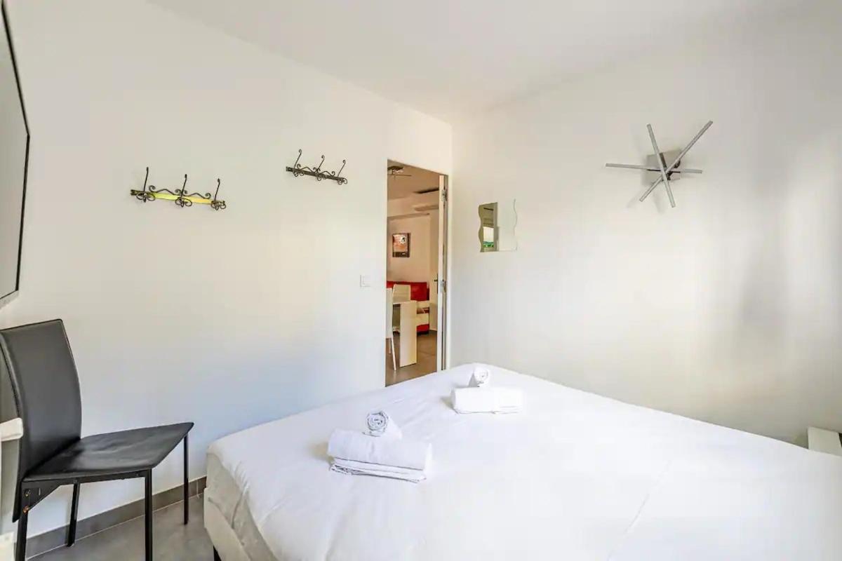 Superbe 3P 2Chambres, 2Terrasses Cannes Centre-Ville, 4 Min A Pied De La Croisette Sas-Meredith Loc Exteriér fotografie